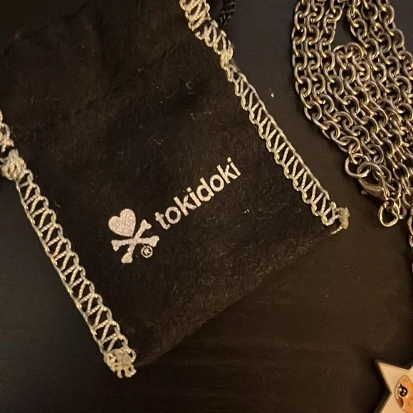 Tokidoki x Hello Kitty Necklace - Picture 4 of 4